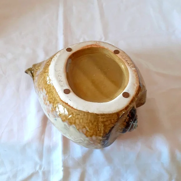 Conch Ceramic Shell Decor. - Picture 6 of 7